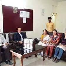 Career Pundits Images photo 3